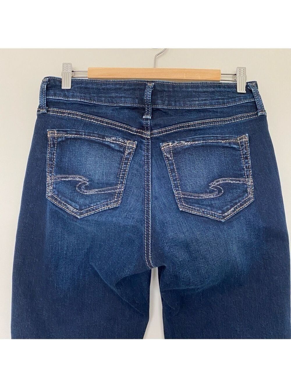 Silver Suki Straight Leg Jeans 31X31 Dark Wash